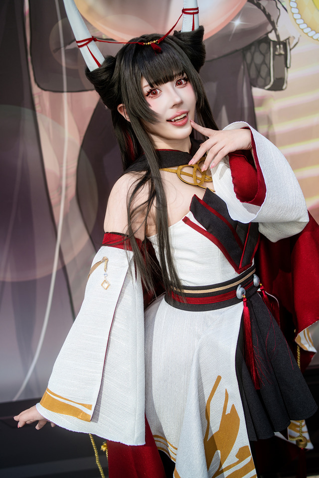 初月『アズールレーン』／楪くれは