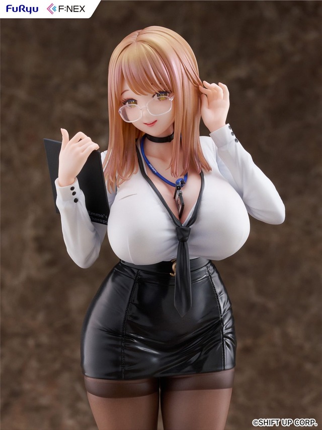 ムチムチの太ももとタイツに視線が…『勝利の女神：NIKKE』エマがコスチューム「オフィスセラピー」姿でフィギュア化