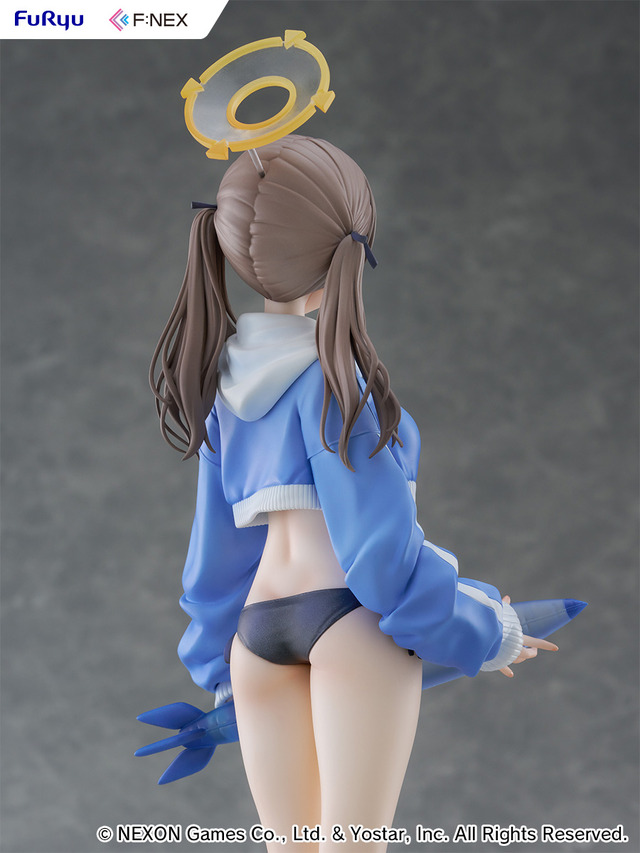 『ブルアカ』から「モエ(水着)」フィギュアが予約受付開始！リアルなシワ表現を施したジャケットなど、魅力を丹念に再現