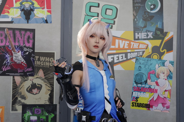 『無限大ANANTA』は車もパクれちゃう“型破りな”オープンワールドRPGだった！超カッチョよくて可愛いコスプレイヤーや巨大なオブジェなど見どころ満載【TGS2025】