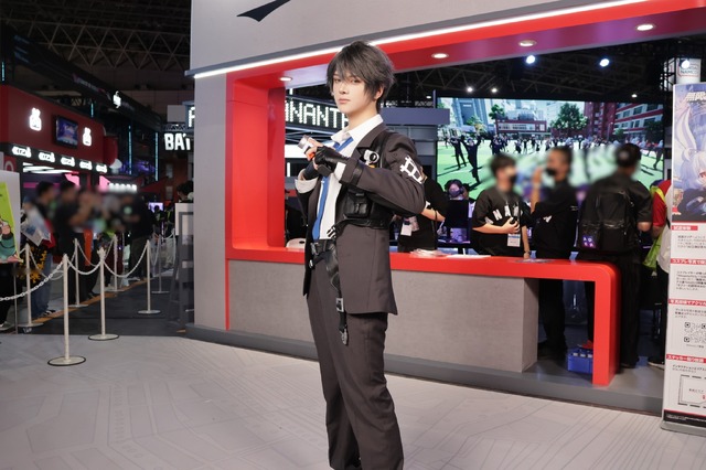 『無限大ANANTA』は車もパクれちゃう“型破りな”オープンワールドRPGだった！超カッチョよくて可愛いコスプレイヤーや巨大なオブジェなど見どころ満載【TGS2025】
