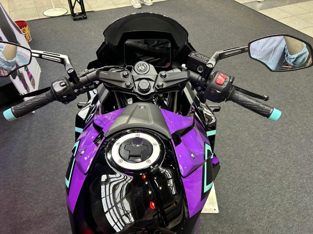 ジュリのドSボイスを聞きたい『スト6』プレイヤーは特にオススメ！スズキのコラボバイク「GSX-8R Tuned by JURI」に乗ってみた
