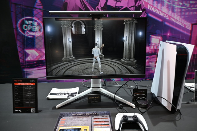 東京ゲームショウ 2025のBenQブースはゲームアートスタイルを鮮明に映し出す最新ゲーミングモニターが主役！猫麦とろろさんのスタイリッシュなパネルもお出迎え【TGS2025】