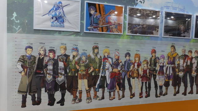 『空の軌跡』登場キャラ“50人超え”の身長差イラストが圧巻！国内メディアも“ほぼ初見”の超貴重アイテムもブースに展示【TGS2025】