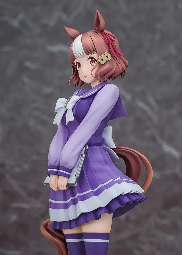 そっと見上げるような表情が可愛い！「ウマ娘 シングレ」より「ベルノライト」がトレセン学園制服姿で立体化、特徴的な“B”の髪留めまで再現
