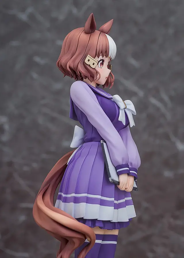 そっと見上げるような表情が可愛い！「ウマ娘 シングレ」より「ベルノライト」がトレセン学園制服姿で立体化、特徴的な“B”の髪留めまで再現