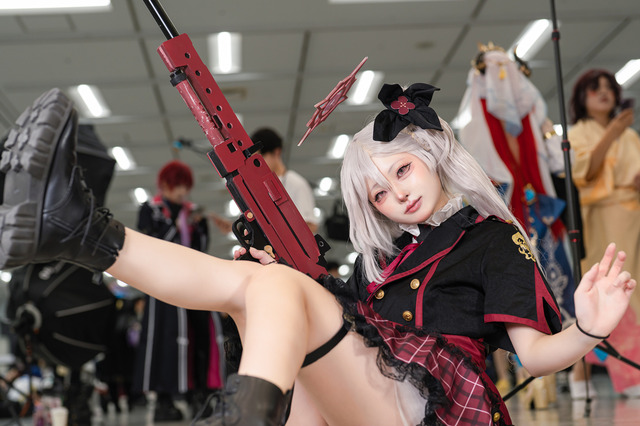 浅黄ムツキ『ブルーアーカイブ』／世界えるか（X：@Erukakundayo）
