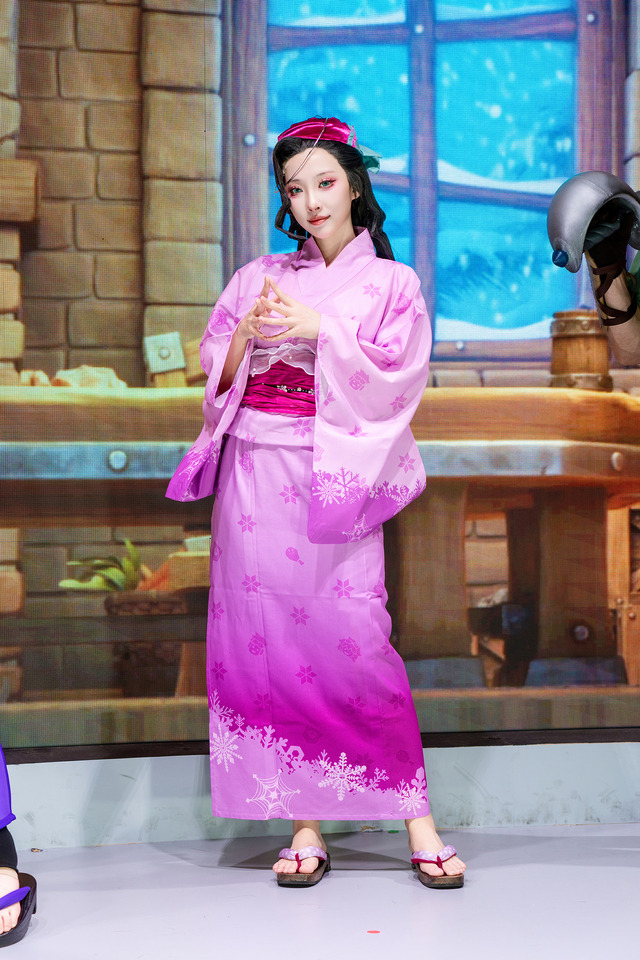 ミア『ホワイトアウト・サバイバル』／宮本桜（X：@sakuracyan_）