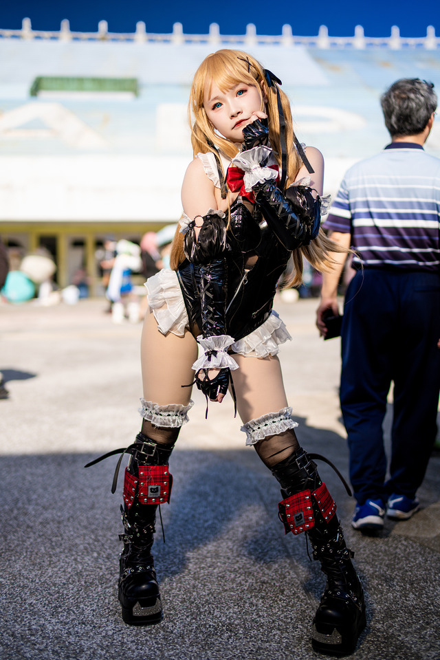 マリー・ローズ『DEAD OR ALIVE』／Ola Aphrodite（Instagram：olaaphrodite）【インドネシア】