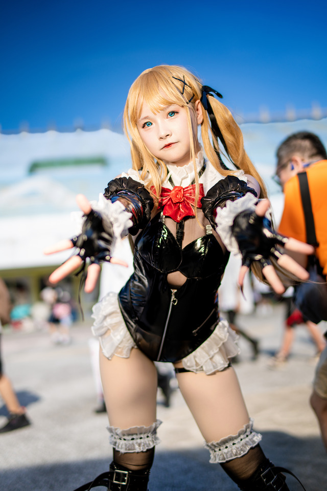 マリー・ローズ『DEAD OR ALIVE』／Ola Aphrodite（Instagram：olaaphrodite）【インドネシア】