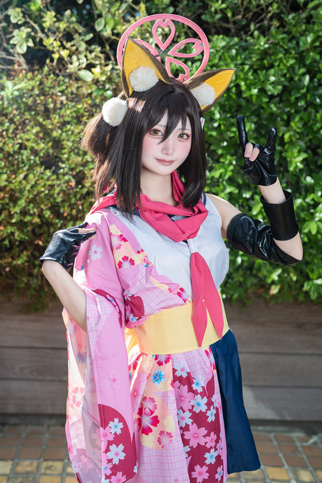 久田イズナ『ブルーアーカイブ』／みなとみら（X：@tehslu_cosab_xx）