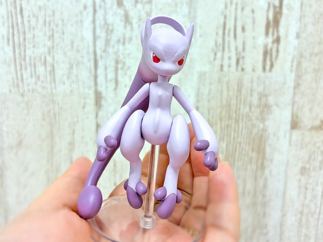 『ポケモン』メガミュウツーX・Yが可動フィギュアでガシャポン化ー全高約10センチ