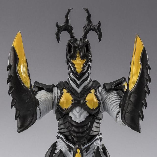 ウルトラマンサーガより「ハイパーゼットン（イマーゴ）」が立体化！飛行状態を再現できるパーツ一式も付属