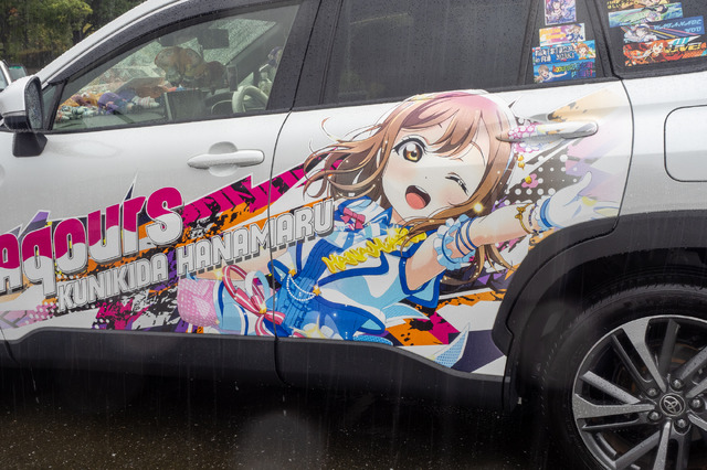 「アイマス」「ラブライブ」「バンドリ」の痛車が集結！キラキラした姿に注目【第九回 天下無双 東西最強痛車決戦 フォトレポ】