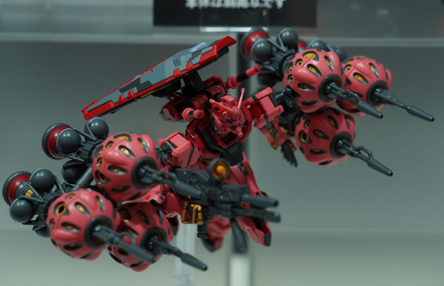 「機動戦士ガンダム ジークアクス」新作ガンプラ「HGハンブラビ」発表！「BANDAI SPIRITS」ブースでジオン脅威のMS群が一挙展示【イベントレポート】