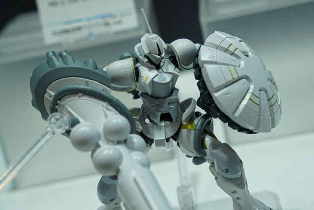 「機動戦士ガンダム ジークアクス」新作ガンプラ「HGハンブラビ」発表！「BANDAI SPIRITS」ブースでジオン脅威のMS群が一挙展示【イベントレポート】