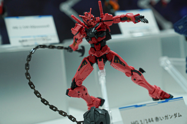 「機動戦士ガンダム ジークアクス」新作ガンプラ「HGハンブラビ」発表！「BANDAI SPIRITS」ブースでジオン脅威のMS群が一挙展示【イベントレポート】