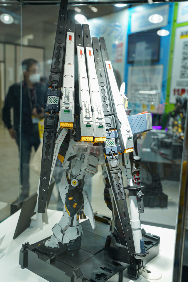 「PGU νガンダム」から「フルアーマーZZガンダム Ver.Ka」、「グスタフ・カール00型」まで、宇宙世紀を駆け抜けたMSの展示が熱い！【イベントレポート】
