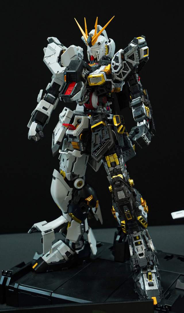 「PGU νガンダム」から「フルアーマーZZガンダム Ver.Ka」、「グスタフ・カール00型」まで、宇宙世紀を駆け抜けたMSの展示が熱い！【イベントレポート】