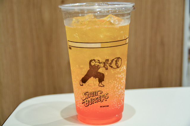 「ストリートファイター」×マクドナルド！ リュウ、春麗、ケンのバーガーは、味も包装紙のデザインも見どころ満載【試食会レポ】