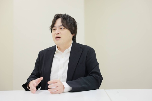 難解な局面を親切&分かりやすく伝えるテク―『シャドバ』公式大会でお馴染みの解説陣「まる」×「海老原」が語るこだわりと、配信がもっと楽しくなる裏側