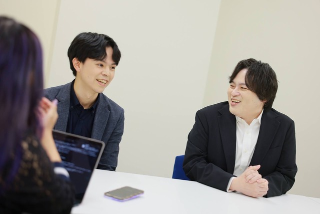 難解な局面を親切&分かりやすく伝えるテク―『シャドバ』公式大会でお馴染みの解説陣「まる」×「海老原」が語るこだわりと、配信がもっと楽しくなる裏側