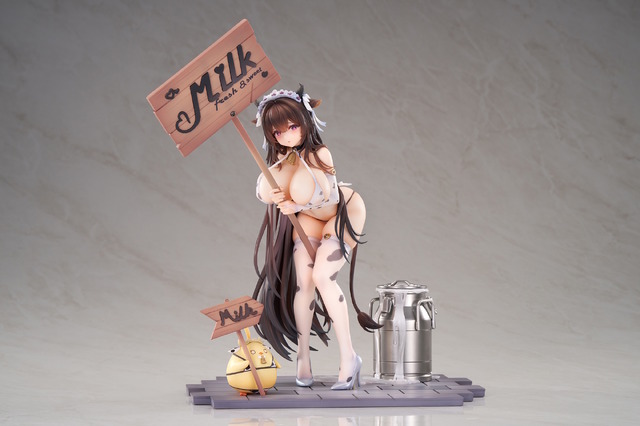 目のやり場に困るミルクメイド柄ビキニ…！『アズレン』より「樫野」が着せ替え衣装「フレッシュ＆スウィート！」の姿で立体化