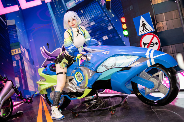 ナナ／Sylwia_Yip（X：@Sylwia_Yip）