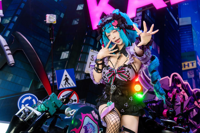 モリエール／千葉チュチュ（X：@ErokoChiba）