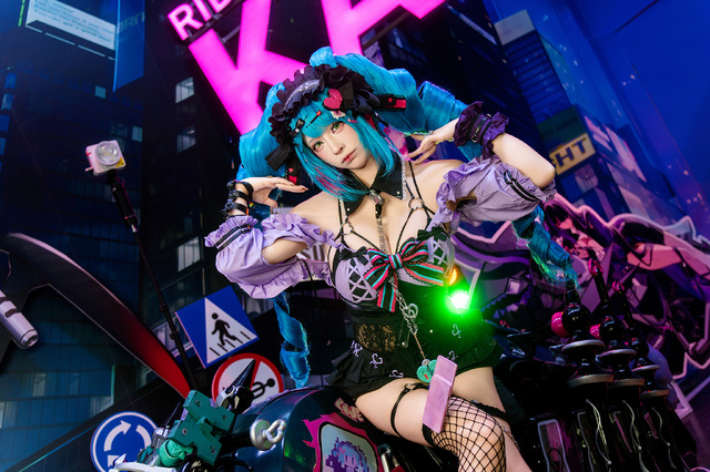 モリエール／千葉チュチュ（X：@ErokoChiba）