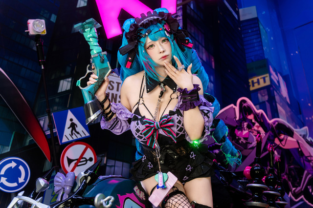 モリエール／千葉チュチュ（X：@ErokoChiba）