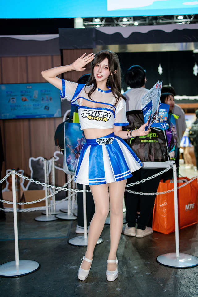 『ホワイトアウト・サバイバル』／零崎沙耶（X：@zerozakisaya）