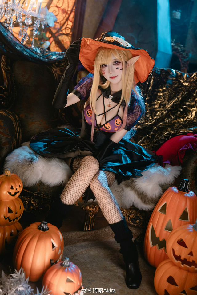 喜多川海夢「その着せ替え人形は恋をする」／阿昭Akira（Weibo：@阿昭Akira）