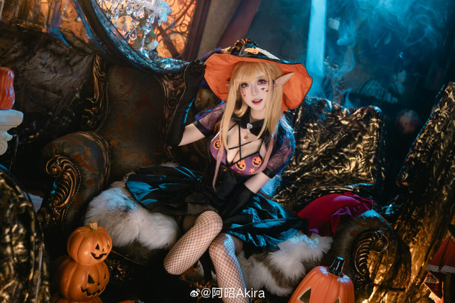 喜多川海夢「その着せ替え人形は恋をする」／阿昭Akira（Weibo：@阿昭Akira）