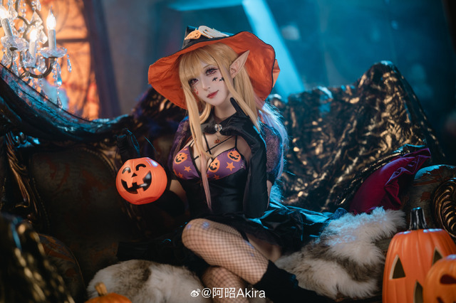 喜多川海夢「その着せ替え人形は恋をする」／阿昭Akira（Weibo：@阿昭Akira）