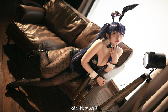 バニーガール／桃之啾啾（Weibo：@桃之啾啾）