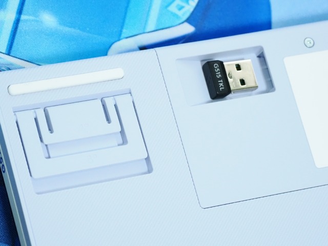 これは“綾華推し”にとって最高の神器かもしれない―「ロジクールG」×『原神』コラボのキーボード&ヘッドセット“神里綾華特別モデル”を触ってみた！