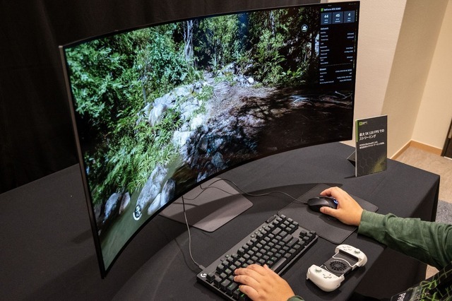 ラグは？ 画質は？ NVIDIAのクラウドゲーミングを極上5Kディスプレイやステアリングコントローラー、携帯機で体験！ 「GeForce NOW」の底力を様々なデバイスで試してきた