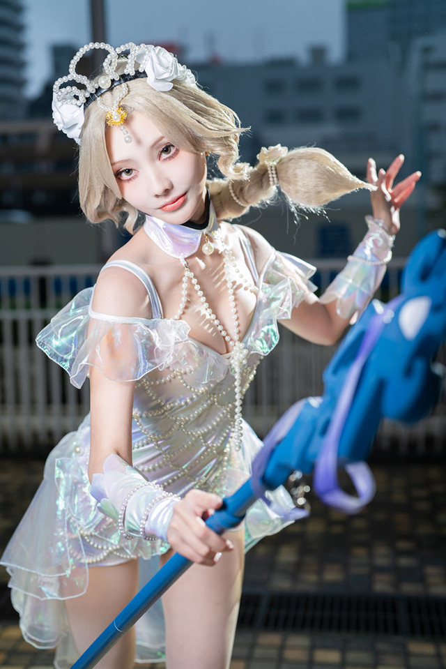 グレイス『第五人格』／えくぼ（X：@peko_ekubo）