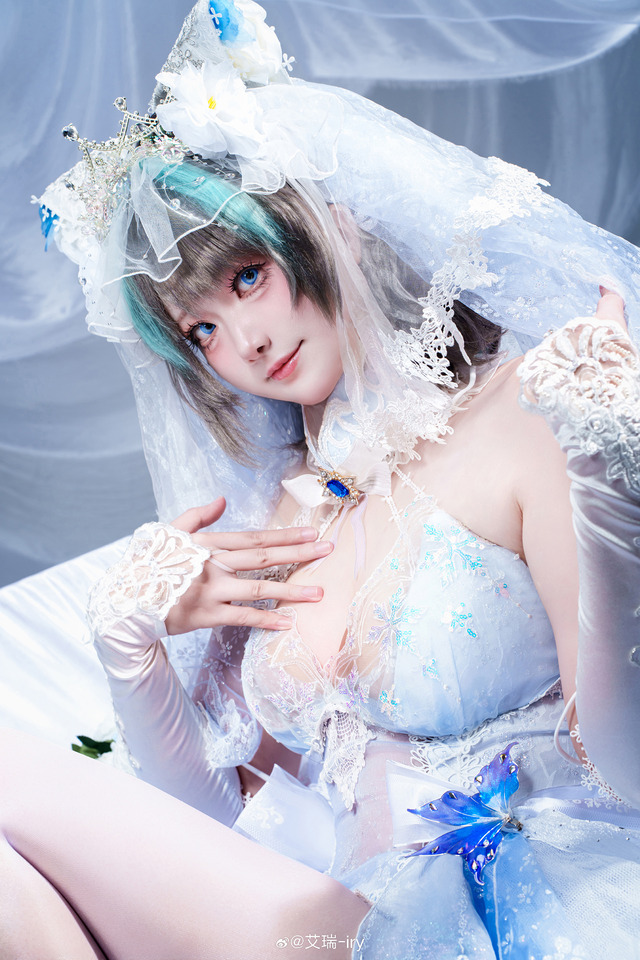 チェシャー『アズールレーン』／艾瑞-iry（Weibo：艾瑞-iry）