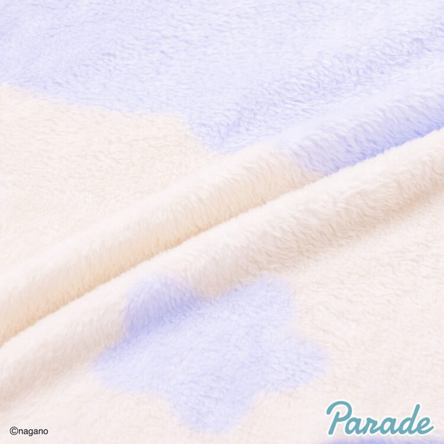 ハチワレが嬉しそう…！「ちいかわ」ふわふわ生地の超BIGマイヤーブランケット全2種デザインが可愛くて癒される