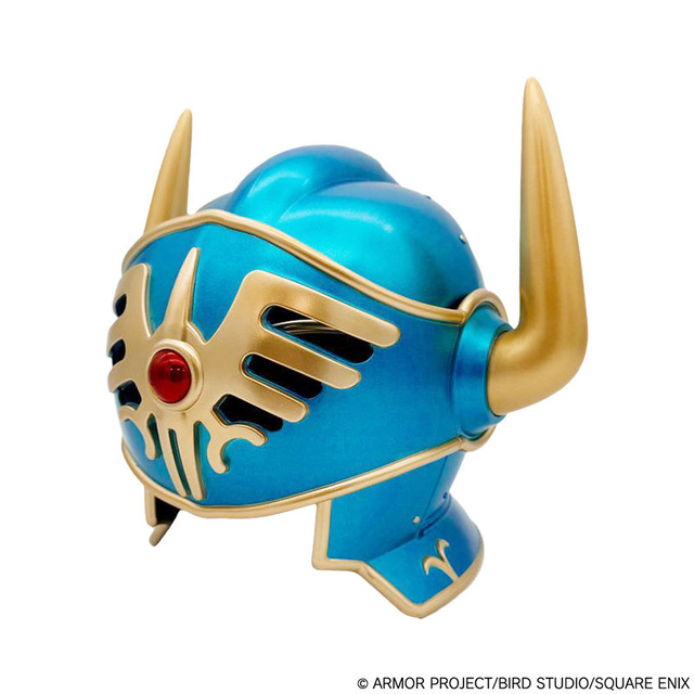 『ドラゴンクエスト』新作くじ発売！メタリックブルーに輝く「ロトの兜」や、「序曲」が流れるスライムめざまし時計などファン必見