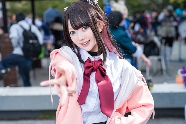 花芽なずな「ぶいすぽっ!」／朝香 ナホ（X：@nahohon_）