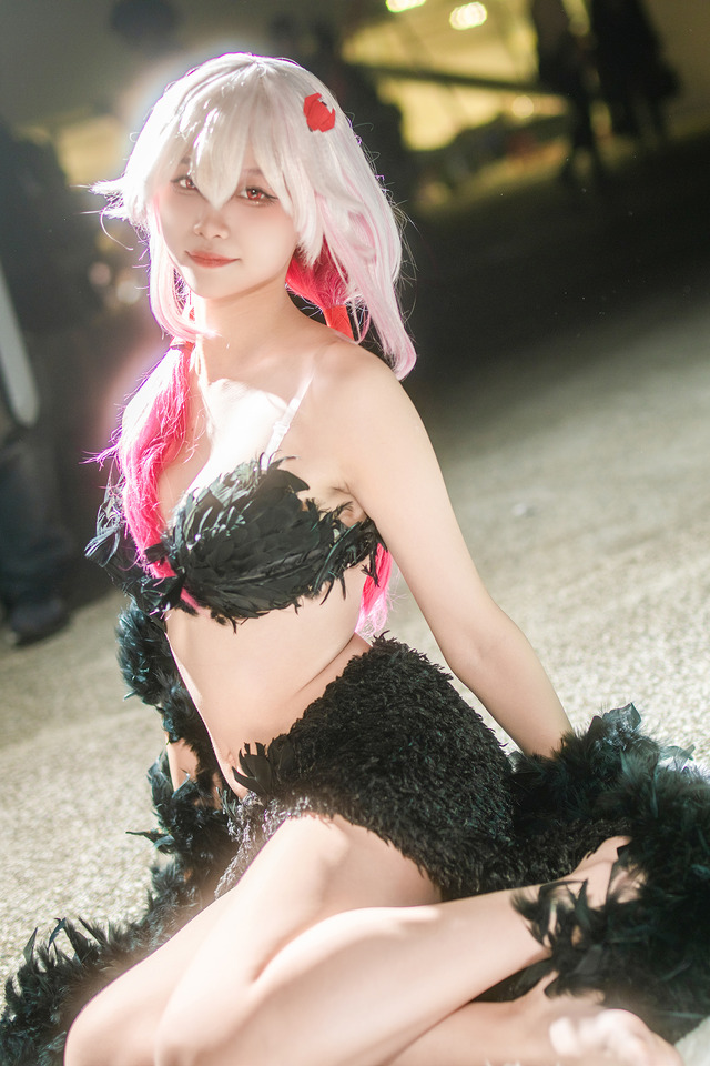 楪いのり「ギルティクラウン」／曇墨（Instagram：mohua1108）