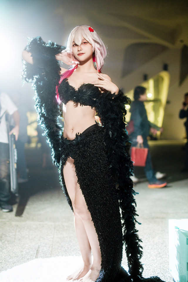 楪いのり「ギルティクラウン」／曇墨（Instagram：mohua1108）