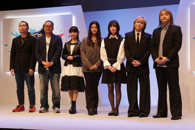 岡本吉起×小室哲哉、約30年ぶりのタッグが語る「恋しさと せつなさと 心強さと」の裏側―『アウトランカーズ』完成披露会を現地レポート