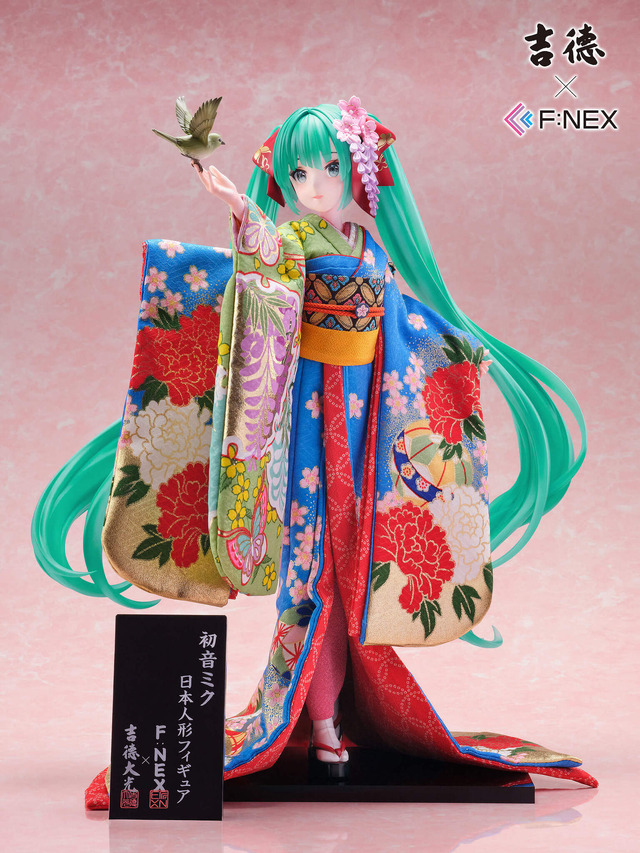 お値段約20万円の「初音ミク」日本人形フィギュアが可憐で美しい…！イラストレーター・藤ちょこ氏による描き下ろしイラストをもと立体化