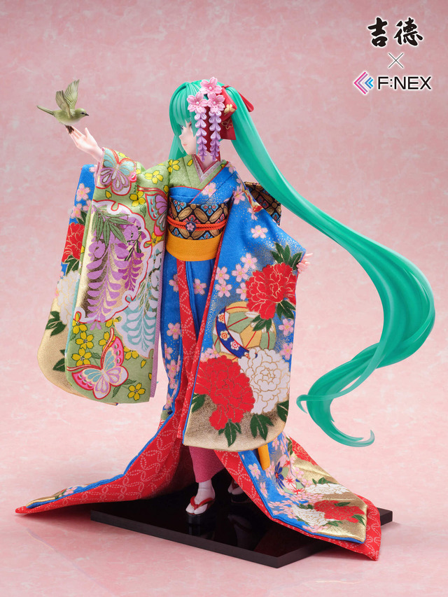 お値段約20万円の「初音ミク」日本人形フィギュアが可憐で美しい…！イラストレーター・藤ちょこ氏による描き下ろしイラストをもと立体化