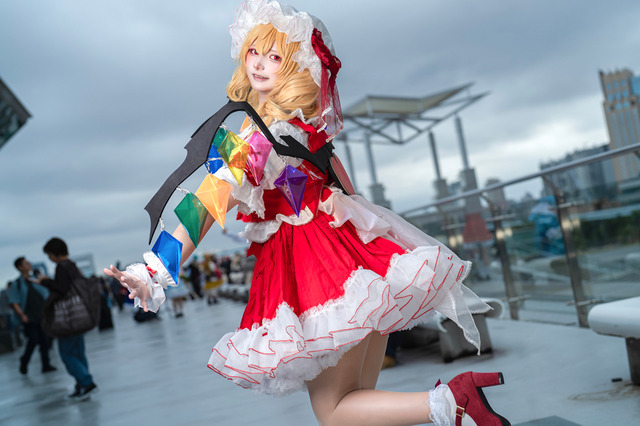 フランドール・スカーレット／さら（X：@sara_cospure）