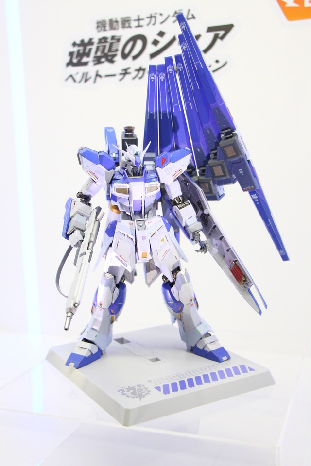 「Hi-νガンダム」がMETAL BUILDに再臨！ファンネルの背負い方がνガンダムを思わせる“2026（仮）Ver.”として商品化